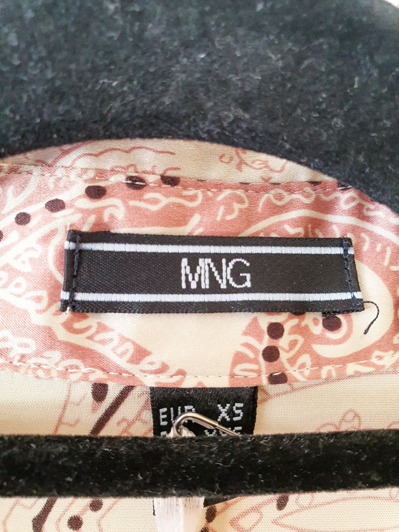 MNG Top XS