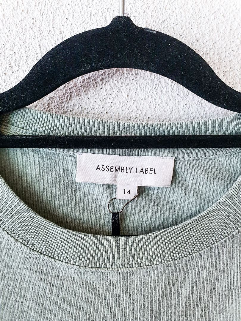 ASSEBMLY LABEL Top L