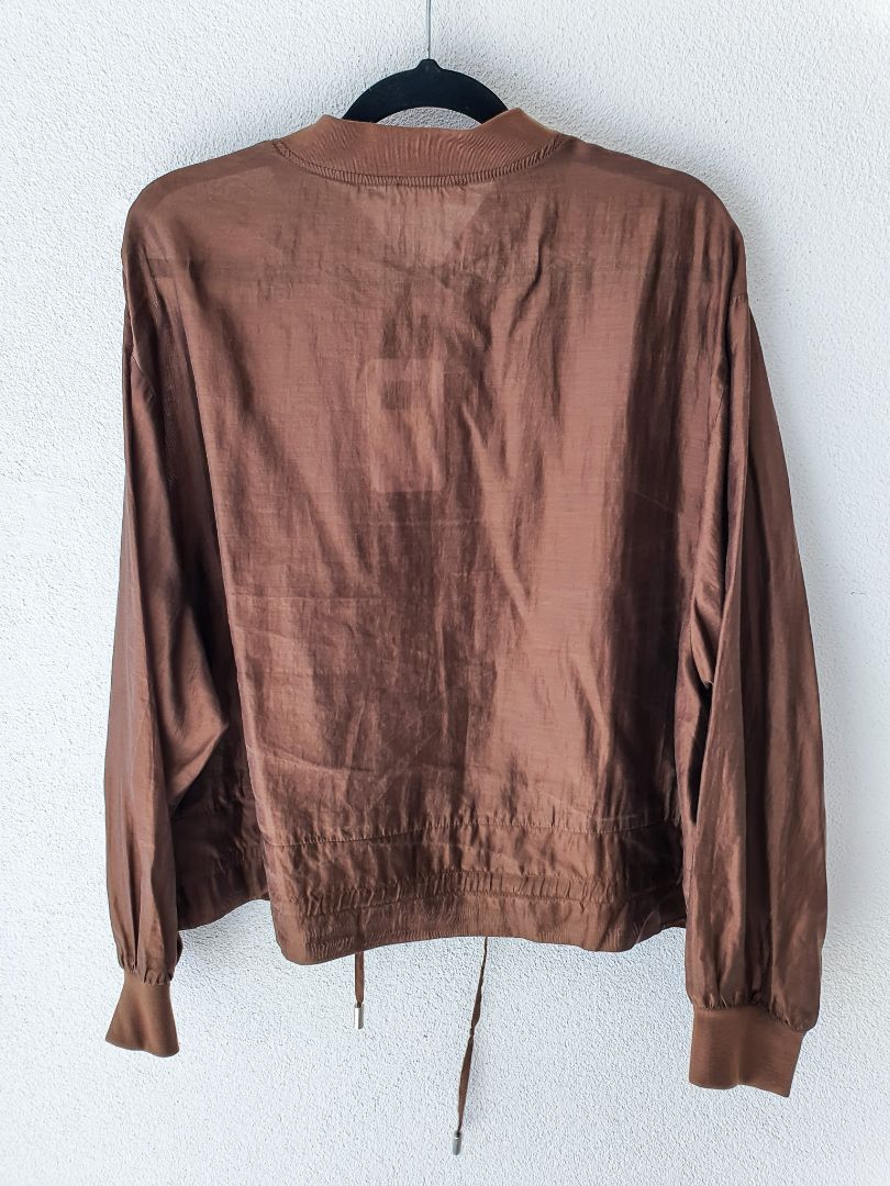 Jacket M