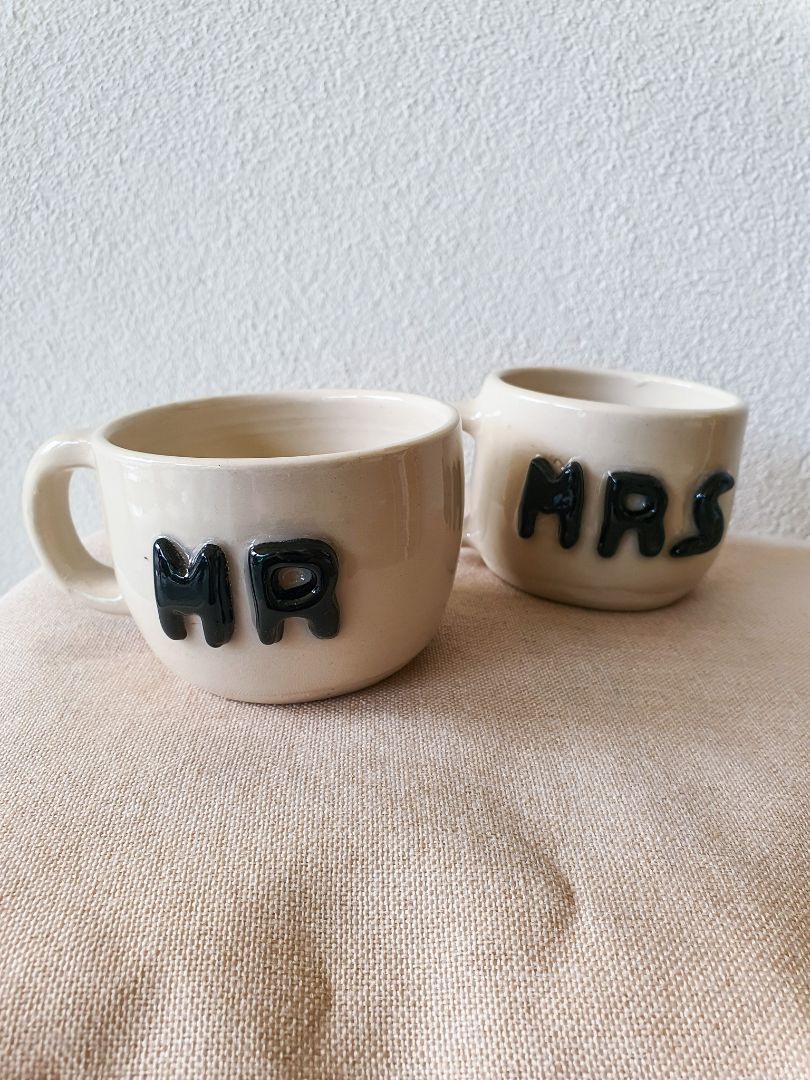 Mr & Mrs Mugs Set