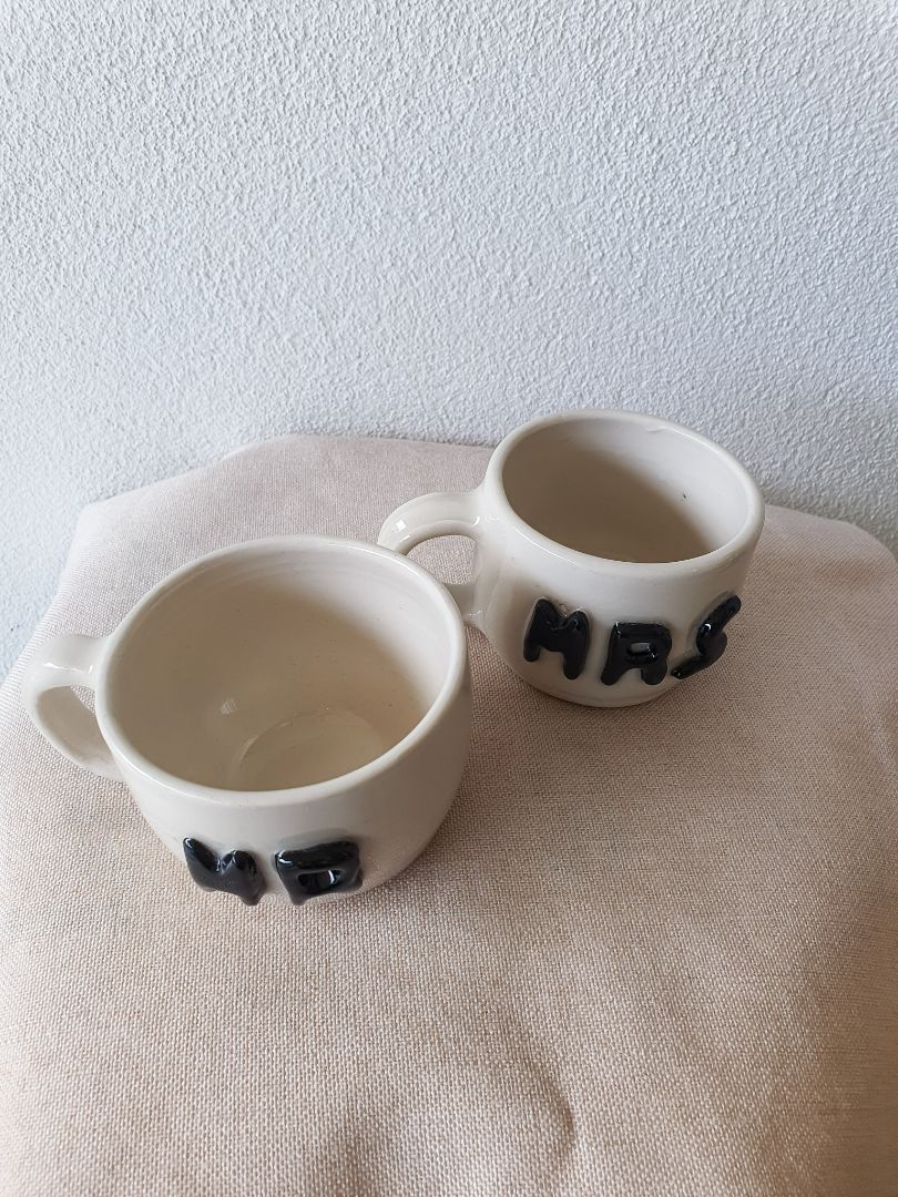 Mr & Mrs Mugs Set