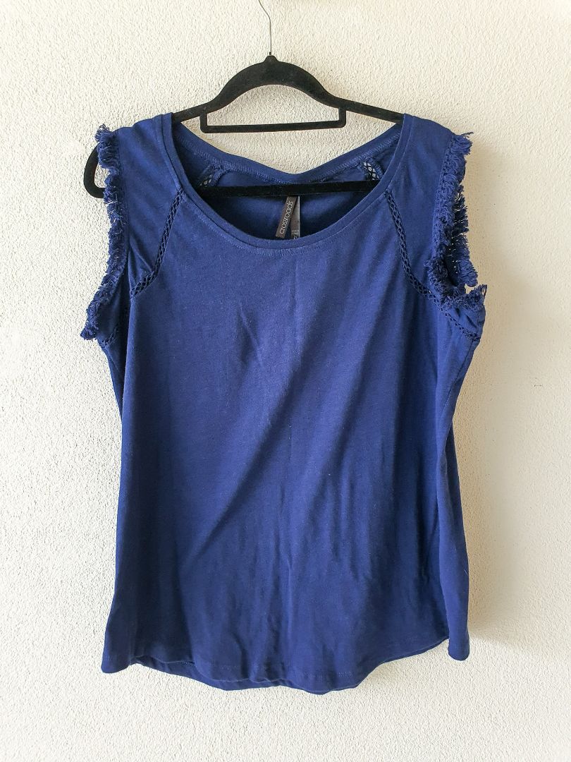 Crossroads Top M