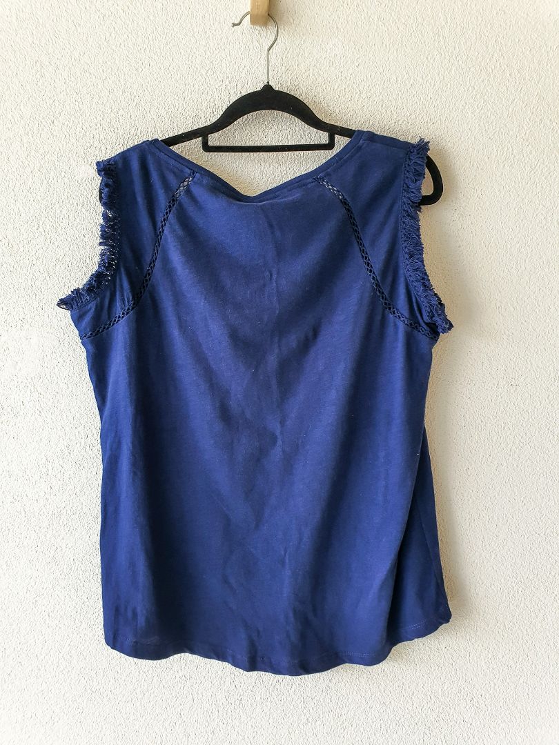 Crossroads Top M