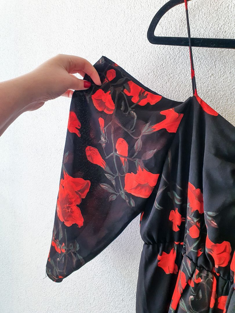 Sheike Dress XS