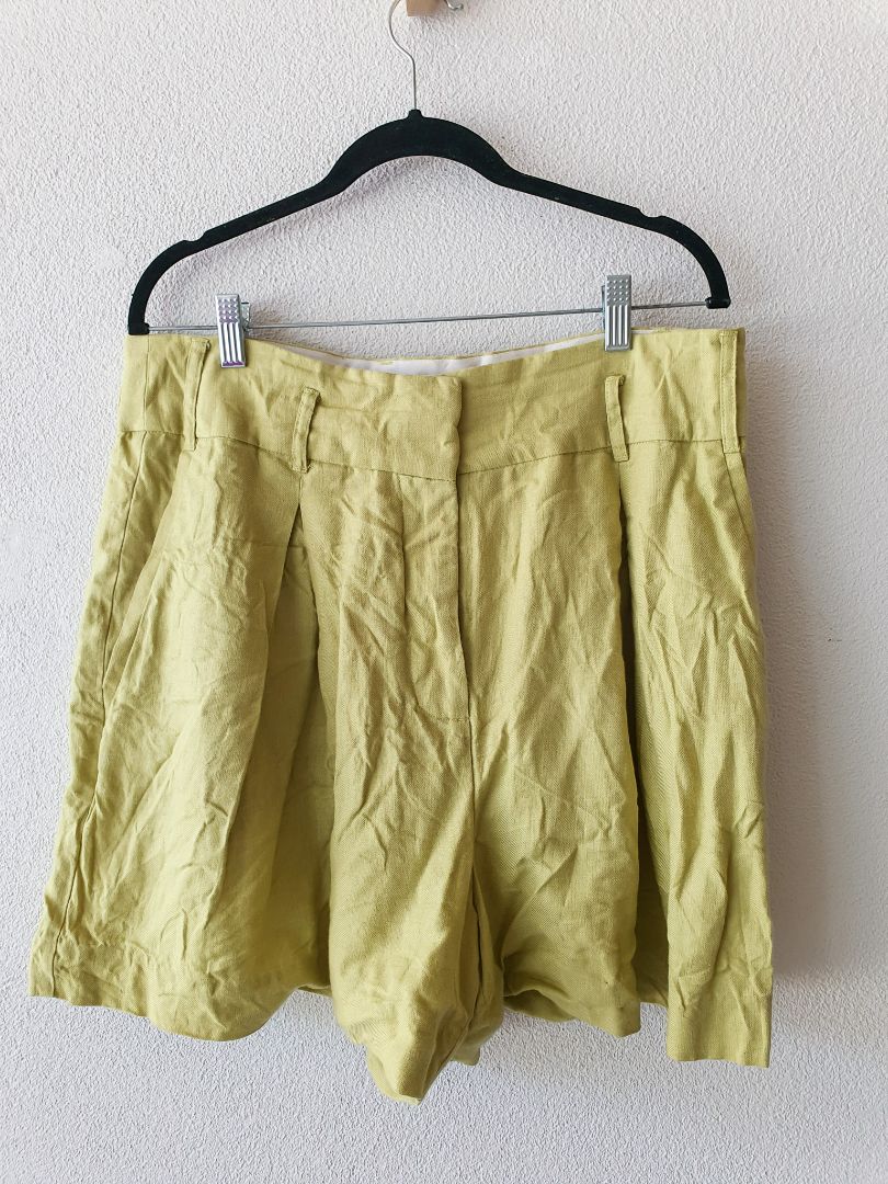 Country Road Shorts L
