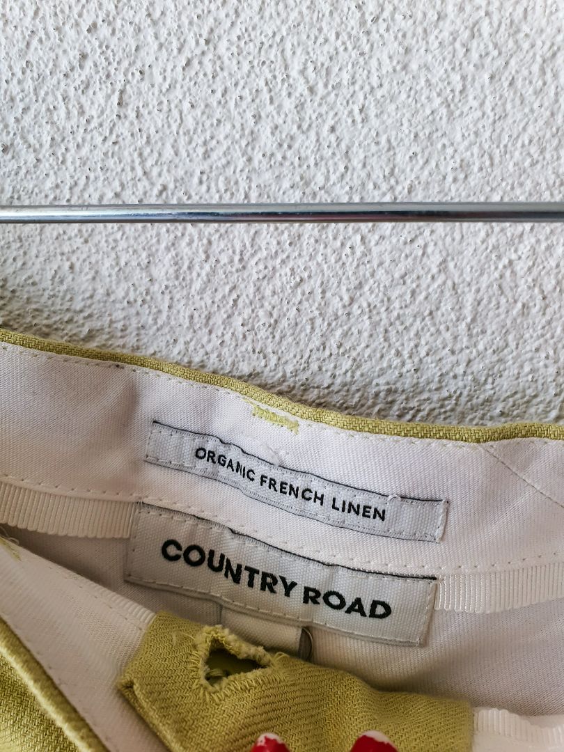 Country Road Shorts L