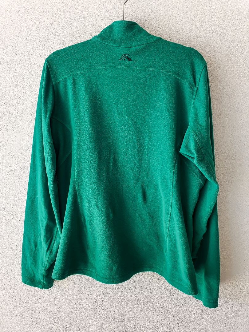 Macpac Top L