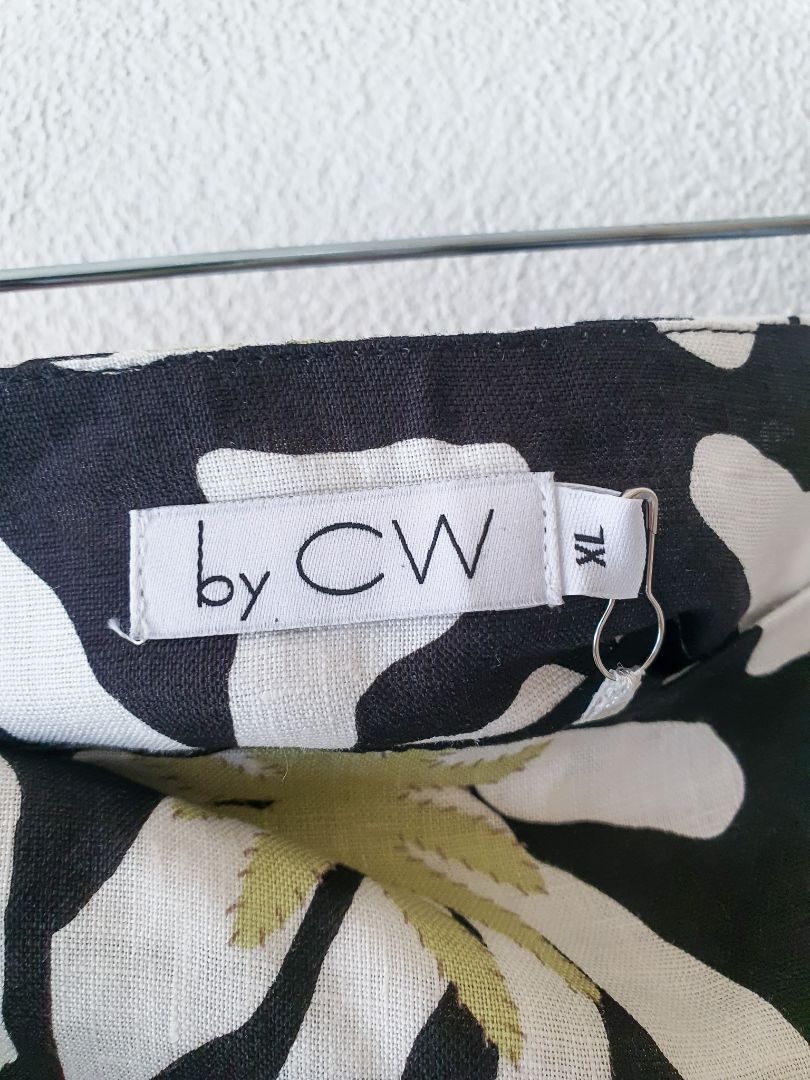 by CW Skirt XL