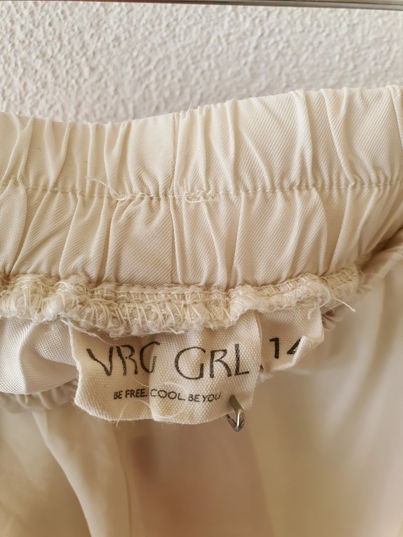 VRG GRL Shorts L