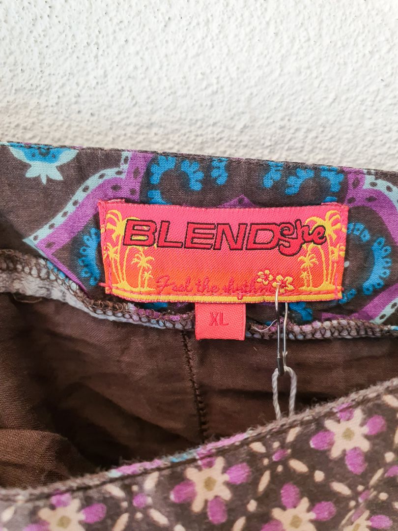 Blends Skirt XL
