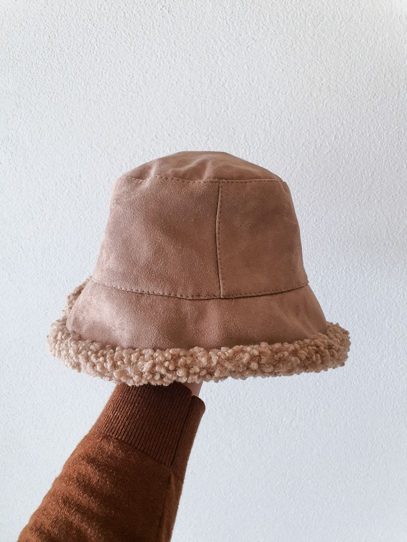 Hat OS