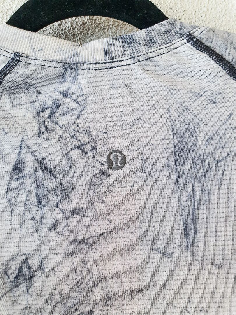Lululemon Top M