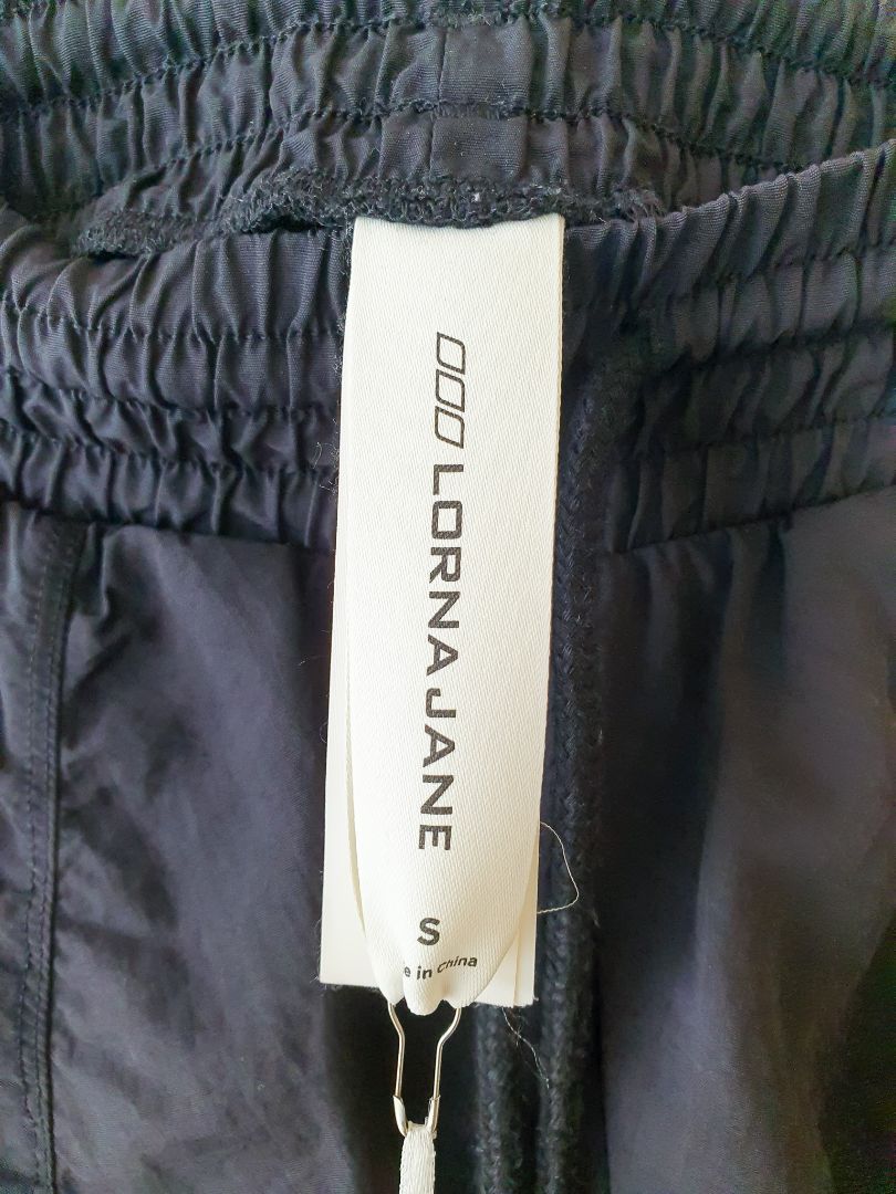 Lorna Jane pants S