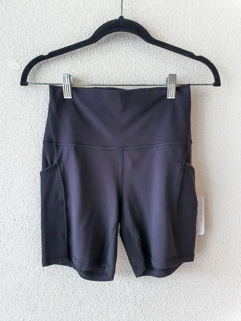 LULULEMON Shorts S