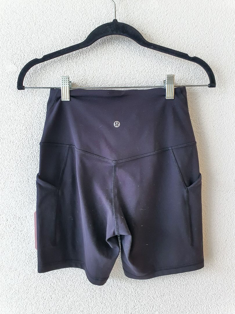 LULULEMON Shorts S