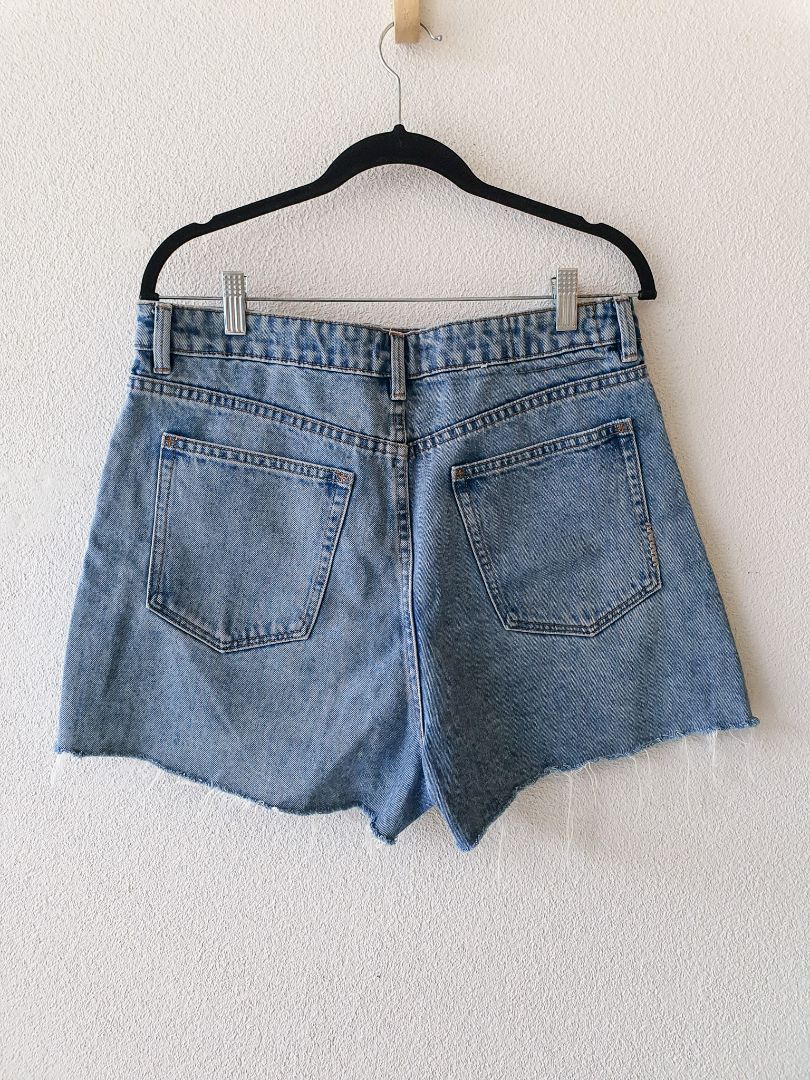 NEUW Shorts L
