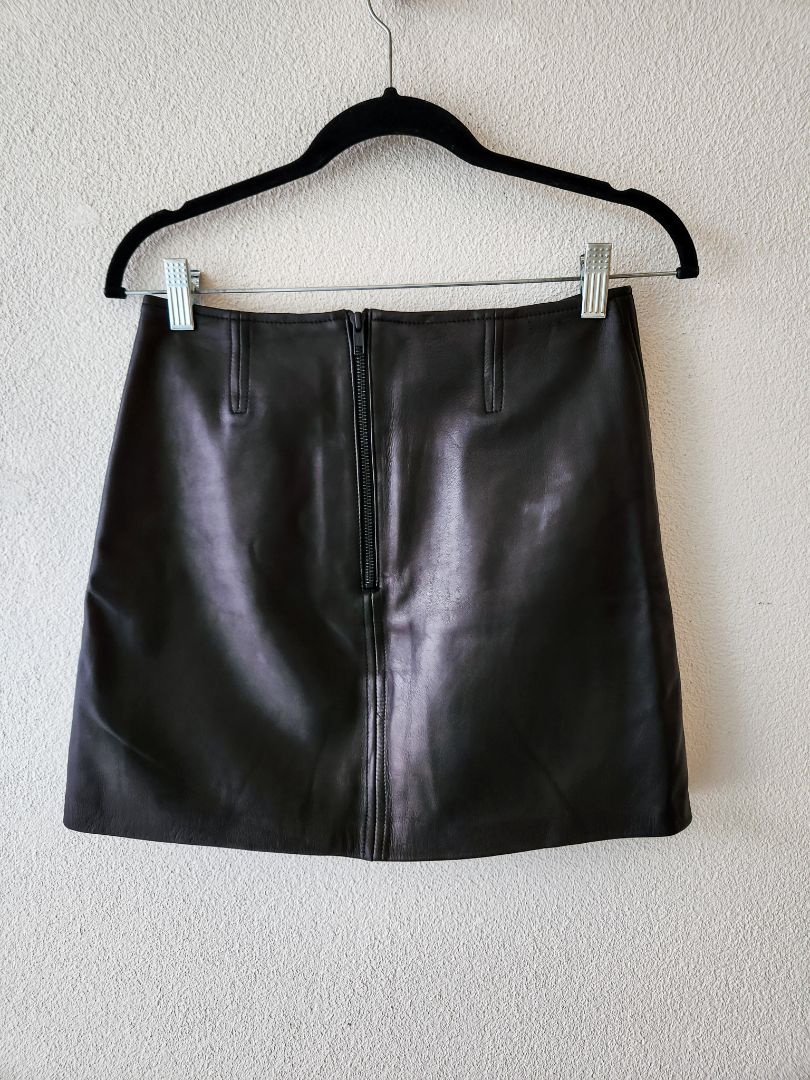 Museum Skirt S
