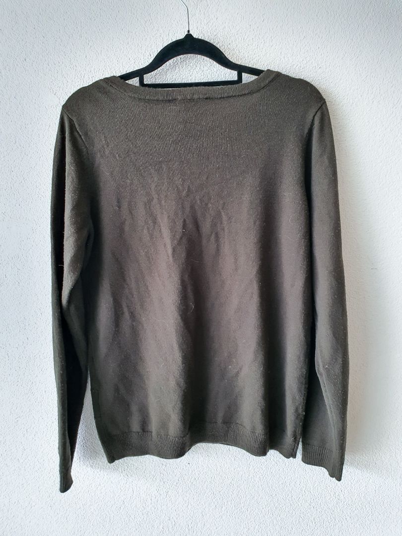 Ella J Top S