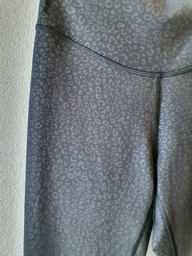 Lululemon pants M