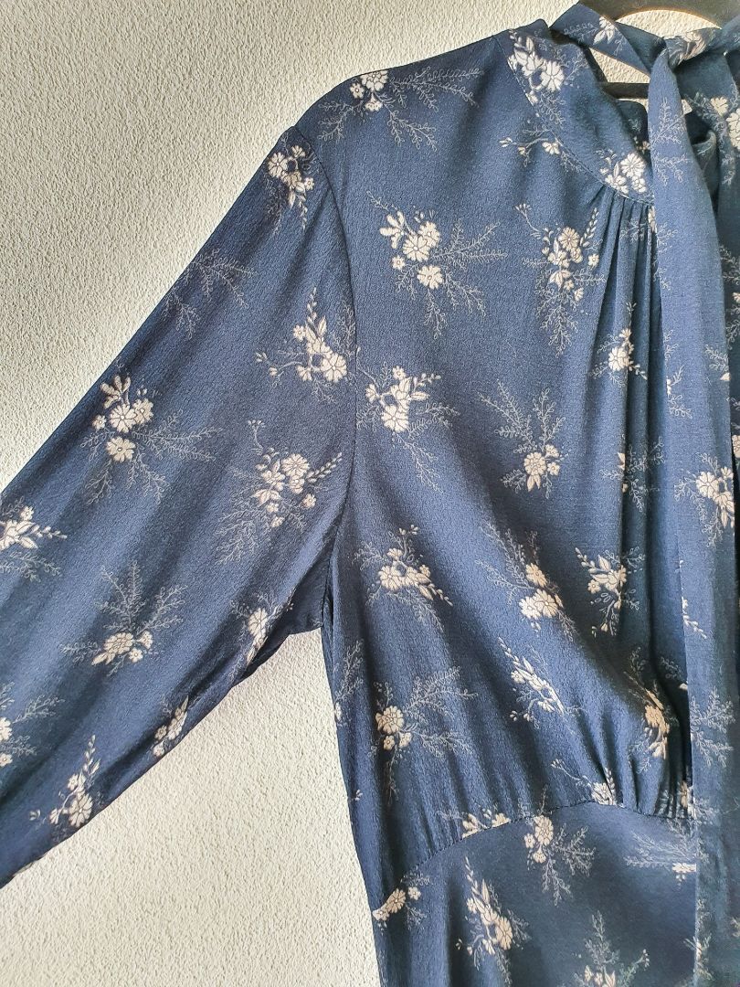 Max Dress S
