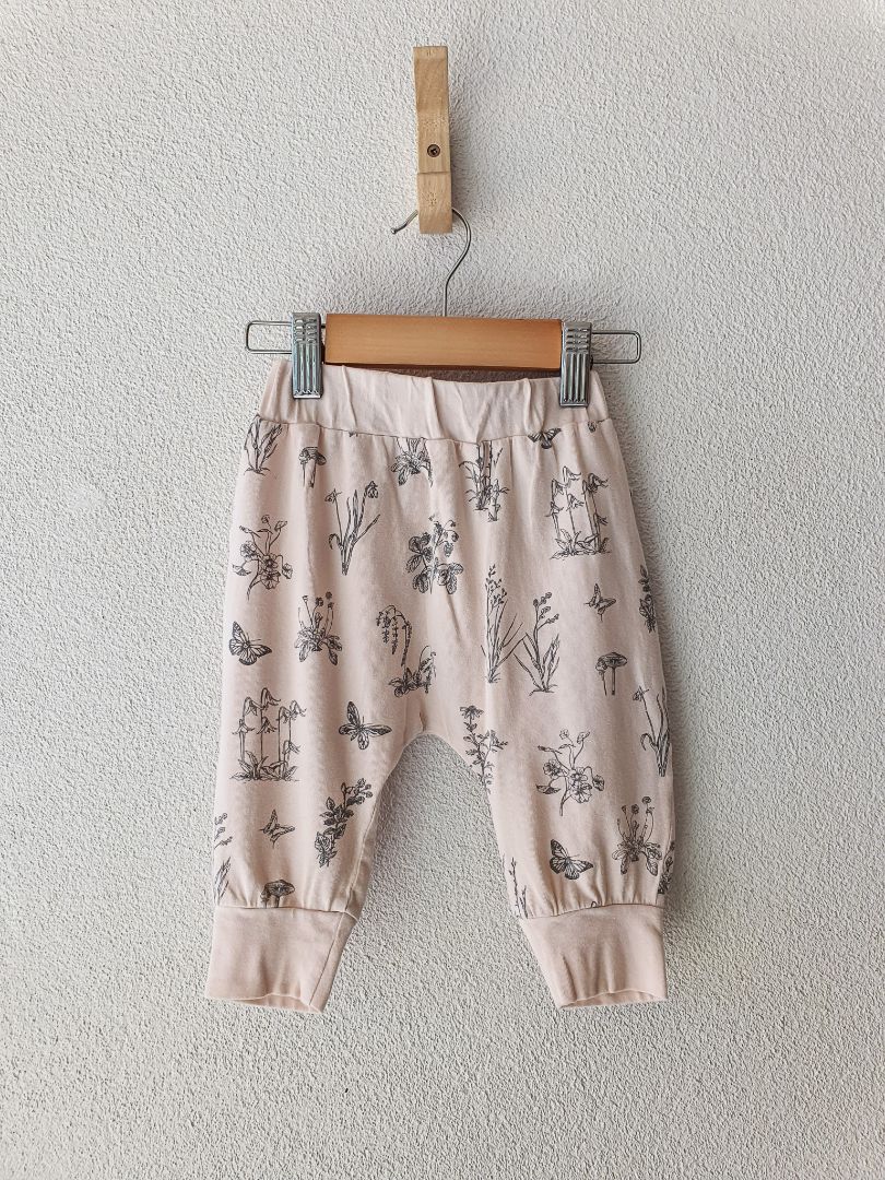 Burrow & Be Baby 3-6 months