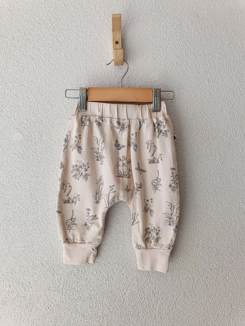 Burrow & Be Baby 3-6 months