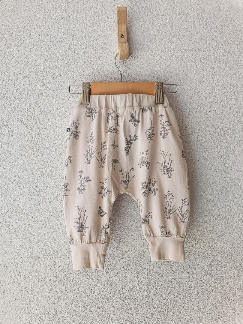 Burrow & Be Baby 3-6 months
