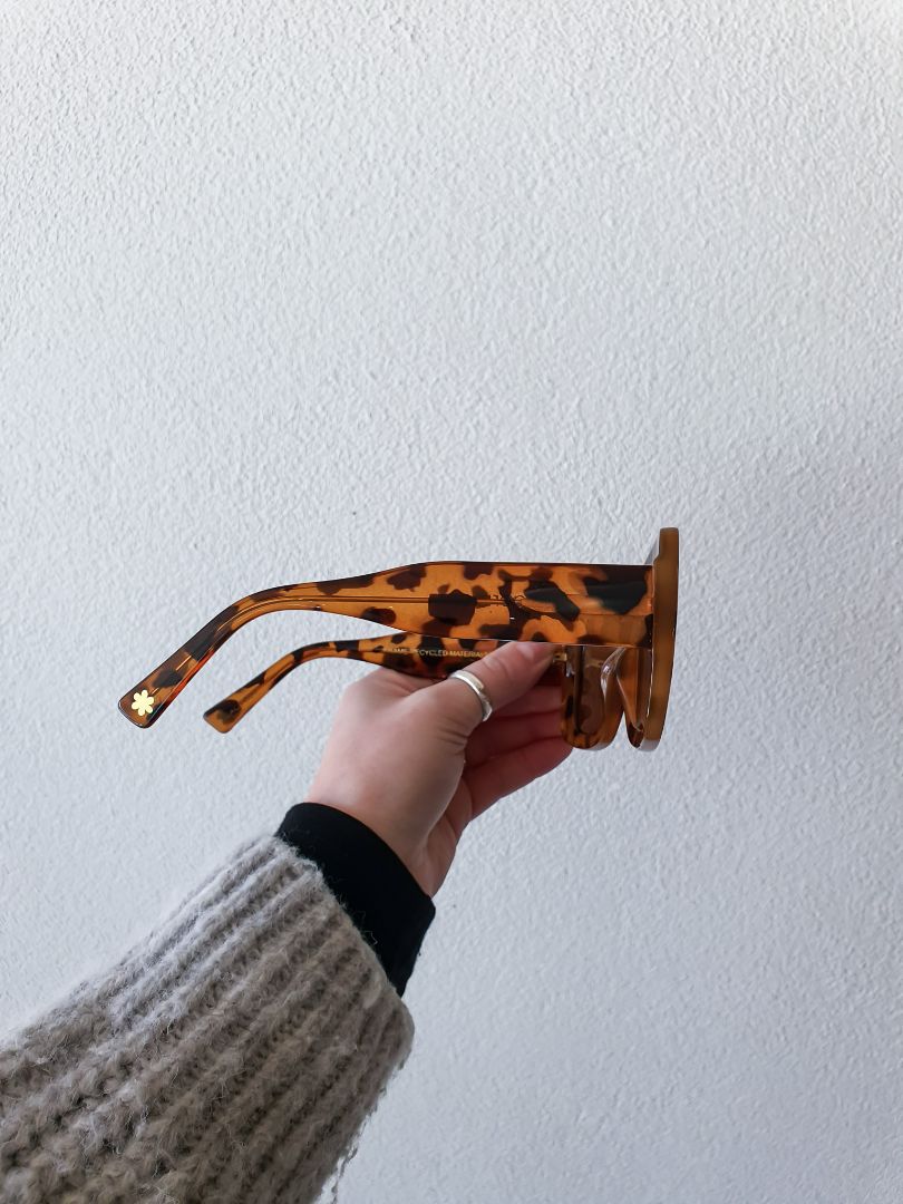 Gorman Sunglasses OS