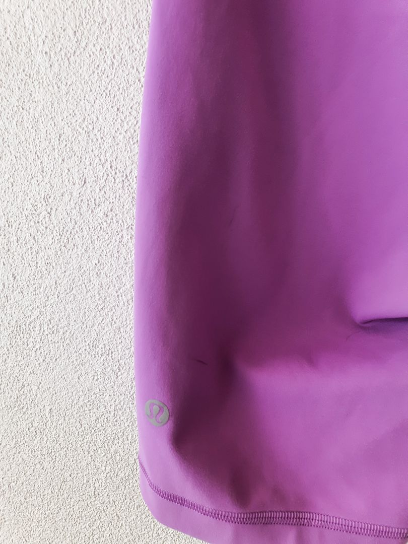 Lululemon Shorts L