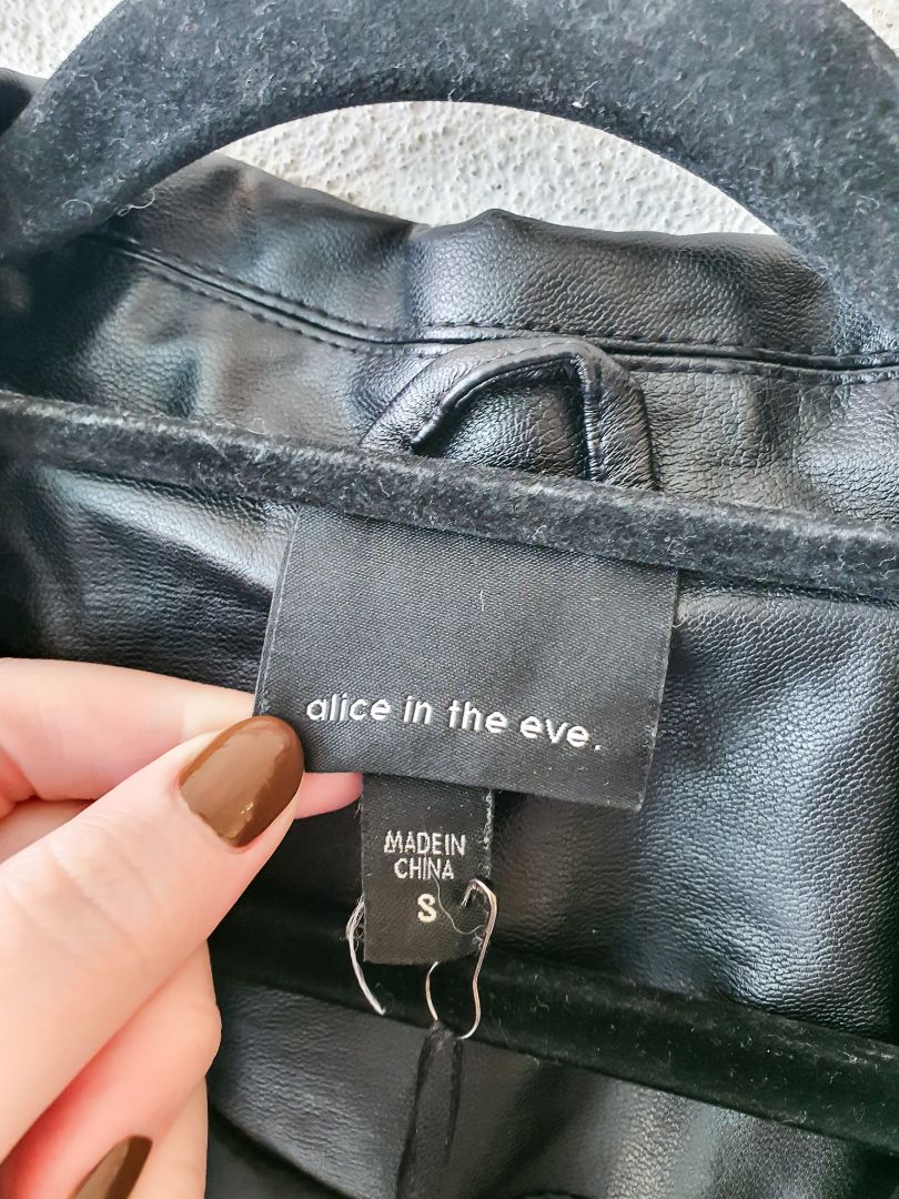 Alice In The Eve Jacket S
