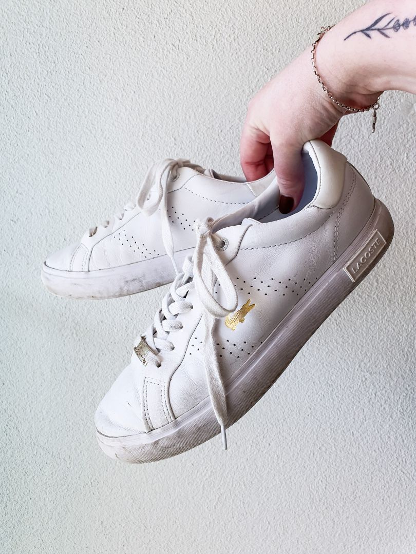 Lacoste Shoes US7