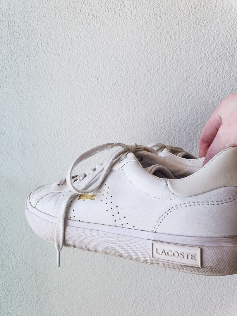 Lacoste Shoes US7