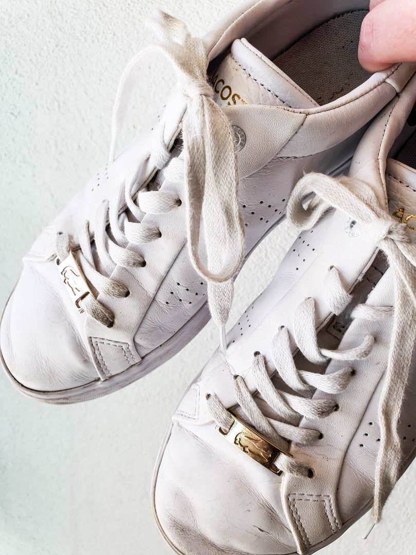 Lacoste Shoes US7