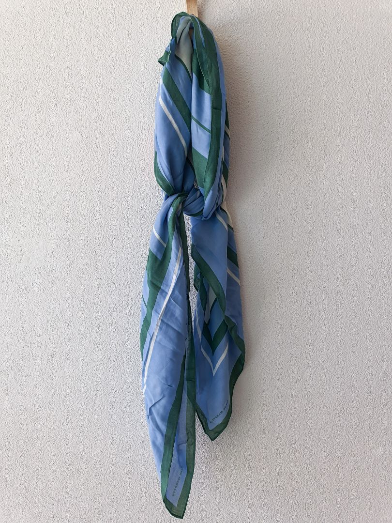 Dark Hampton scarf OS