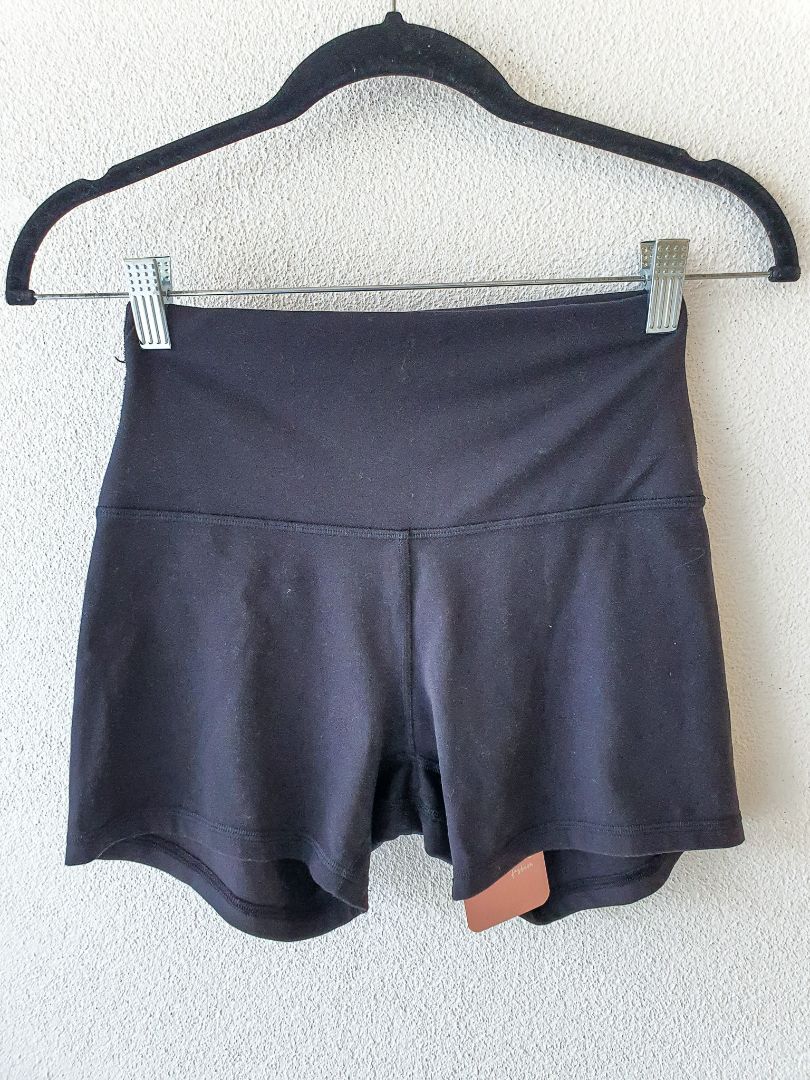 Lululemon Shorts S