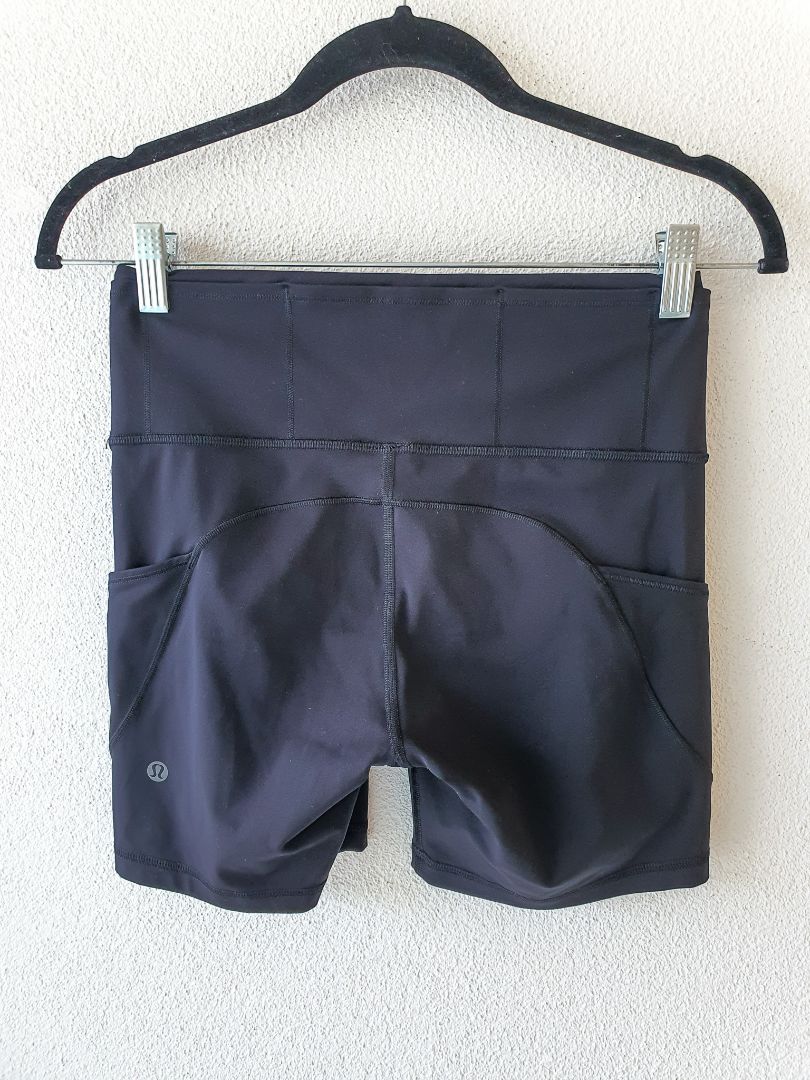 Lululemon Shorts S