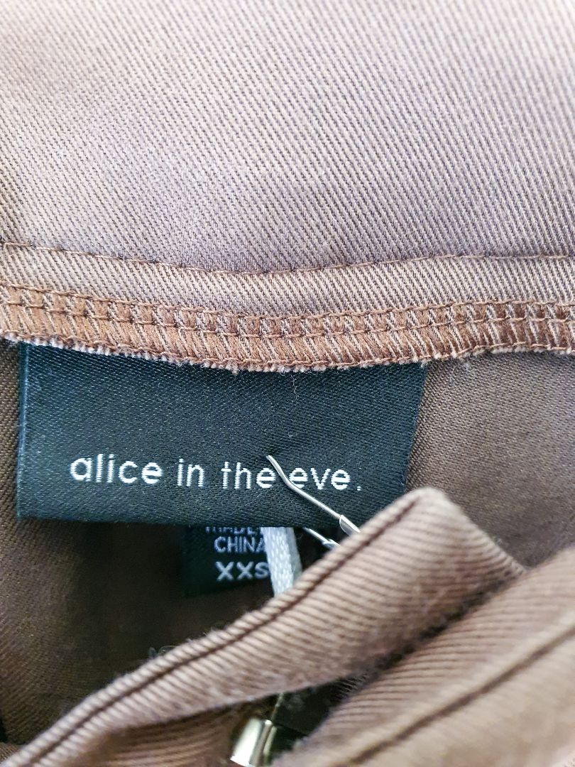 Alice In The Eve pants XXS