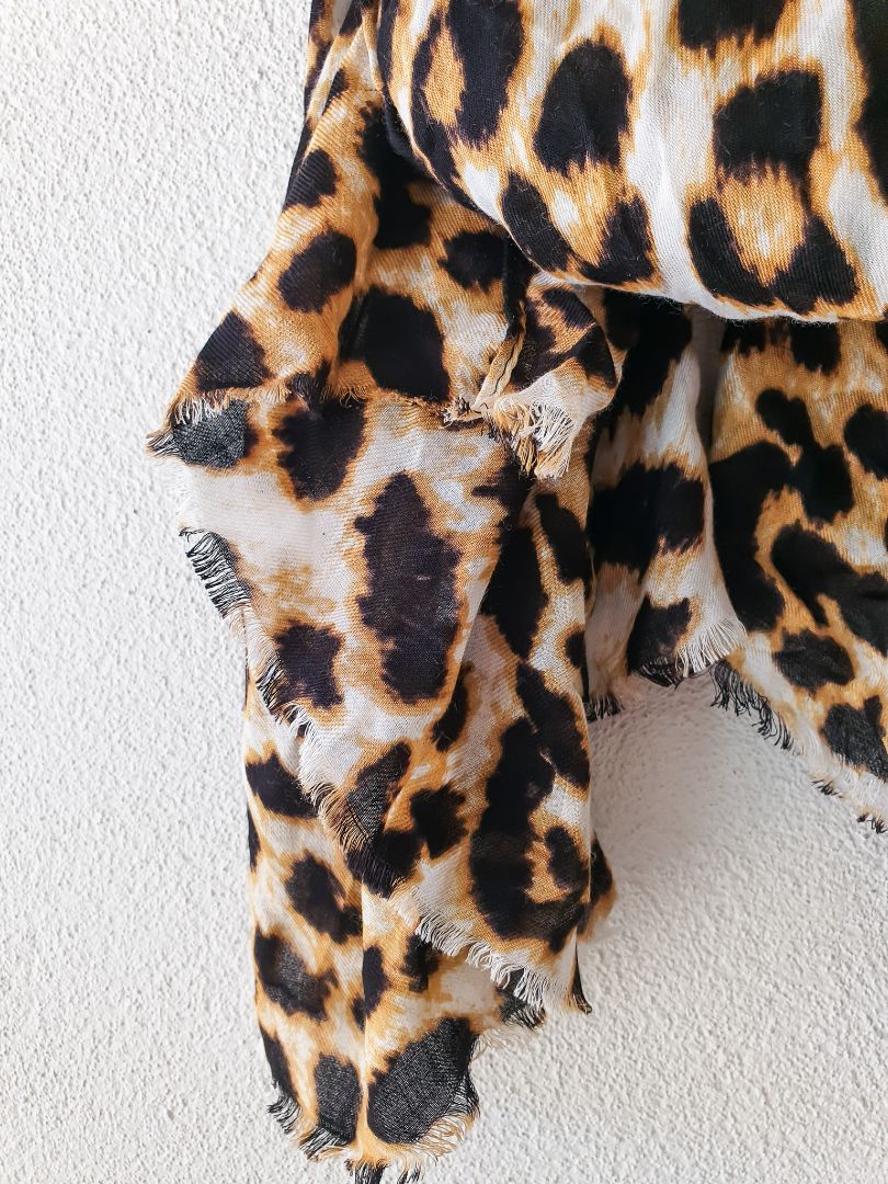 Seed Heritage scarf OS