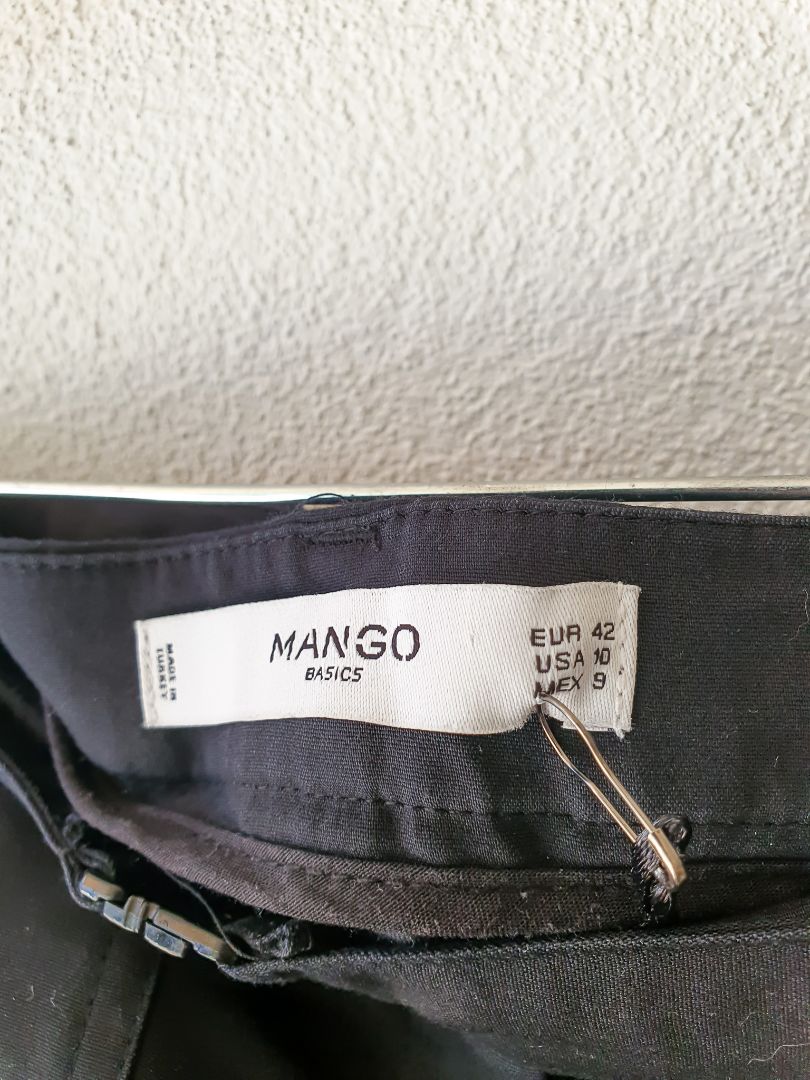 Mango Skirt M/L