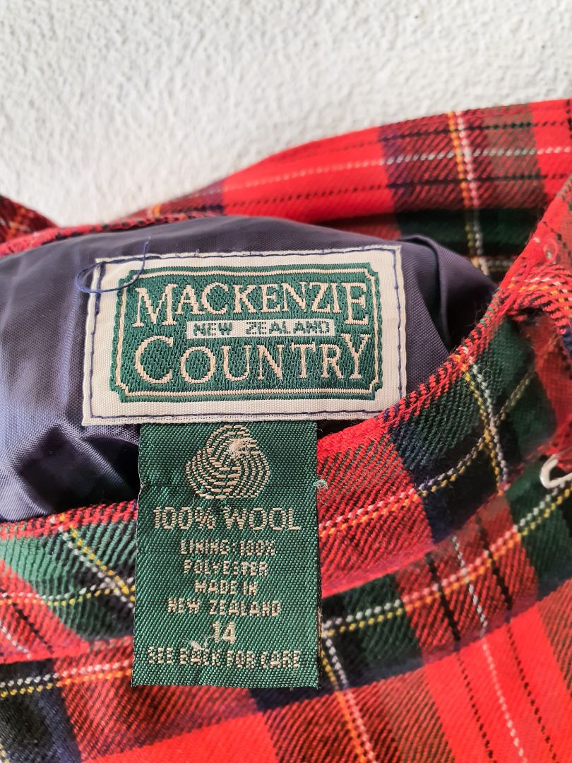 McKenzie Country Skirt M