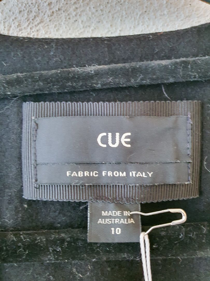 Cue Jacket S