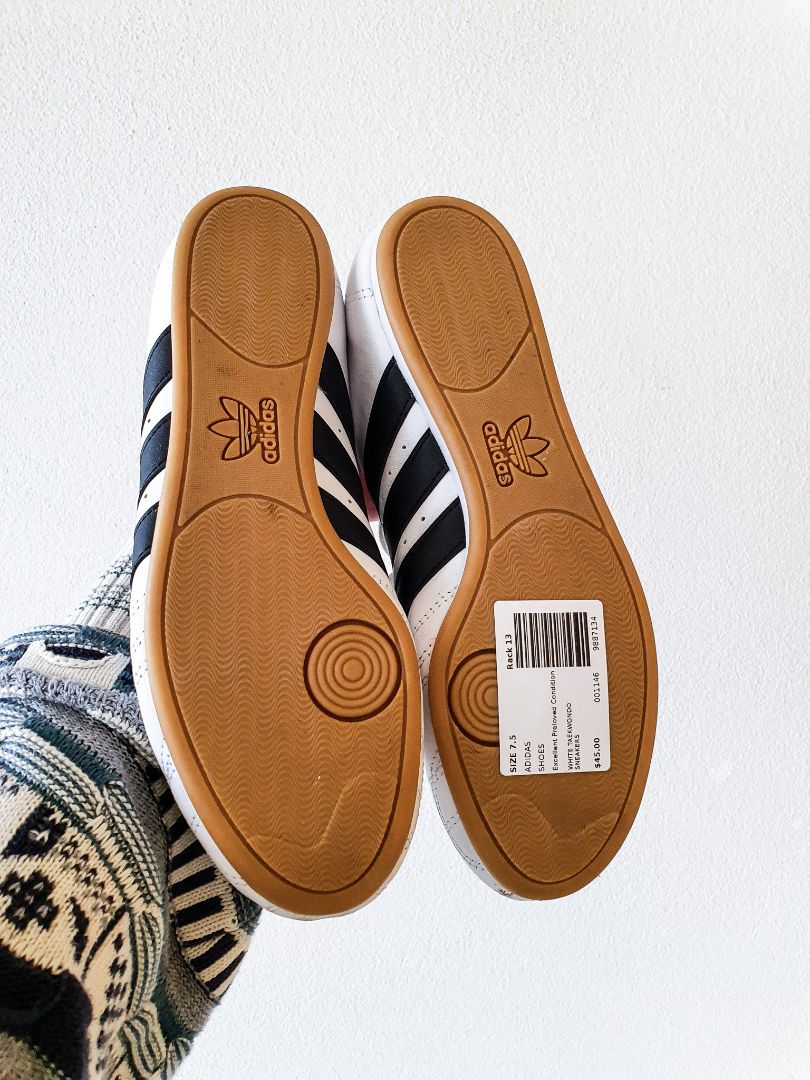 Adidas Shoes 7.5