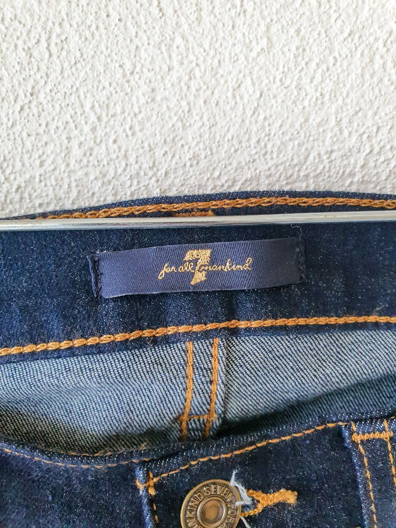 7 For All Mankind Jeans 27