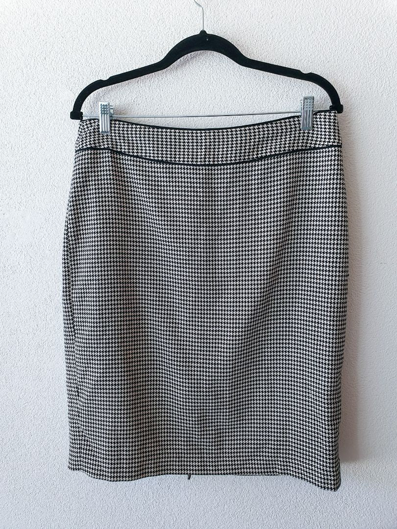 Banana Republic Skirt S
