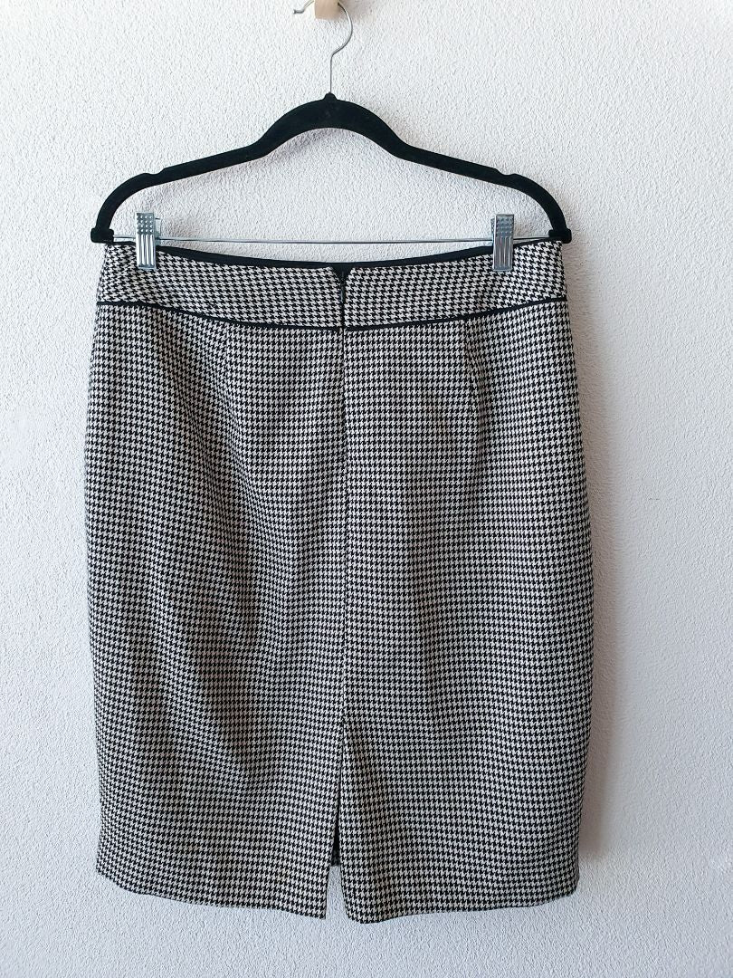 Banana Republic Skirt S