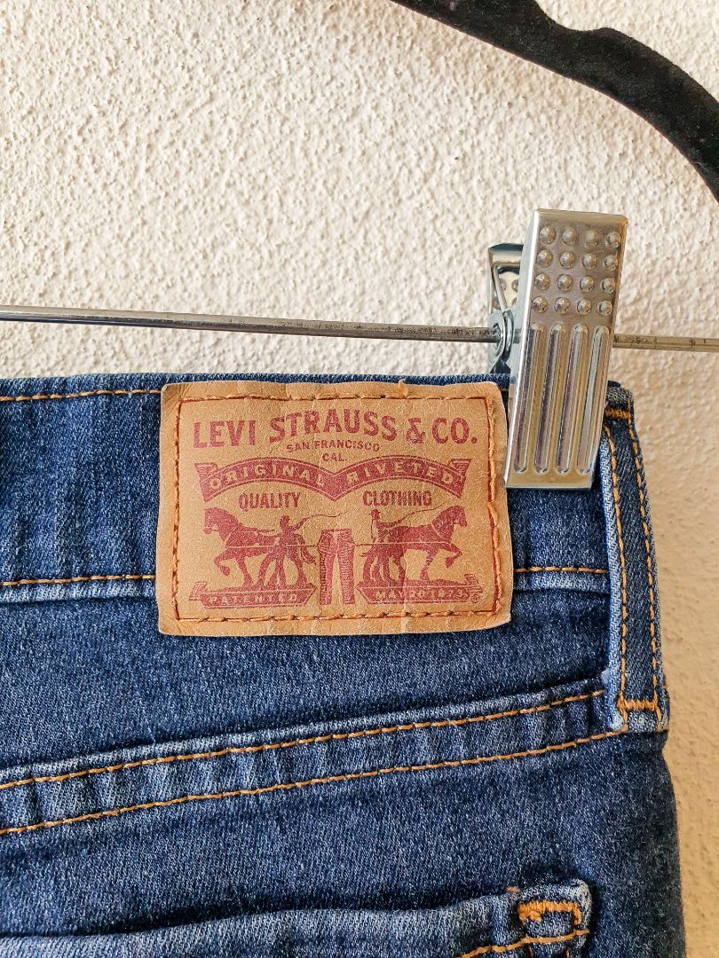 Levi's pants 30