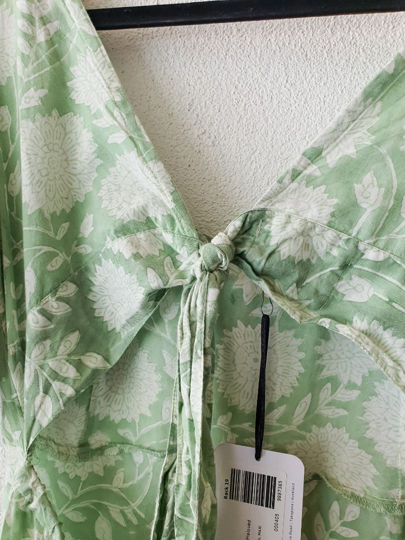 Xaura Dress S