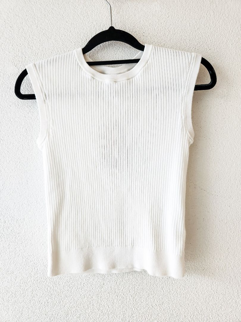 Uniqlo Top S