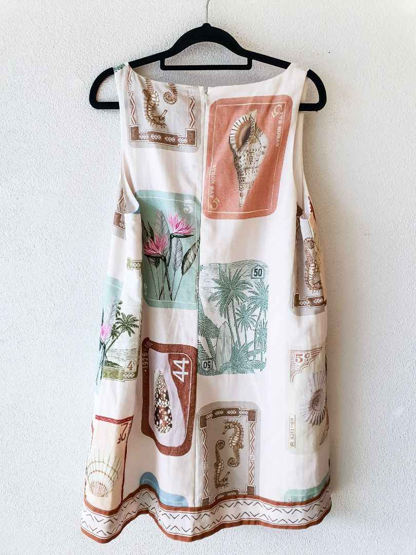 Kivari Dress M