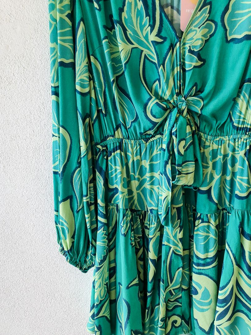Kivari Dress M
